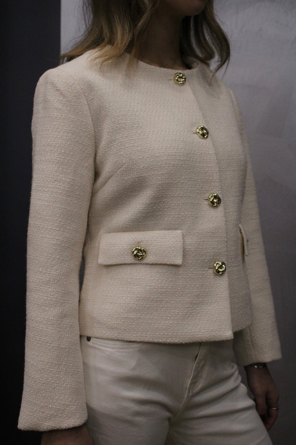 GIACCA BOXY FIT CON BOTTONI GIOIELLO
