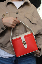 BORSA A SECCHIELLO STRUTTURATA