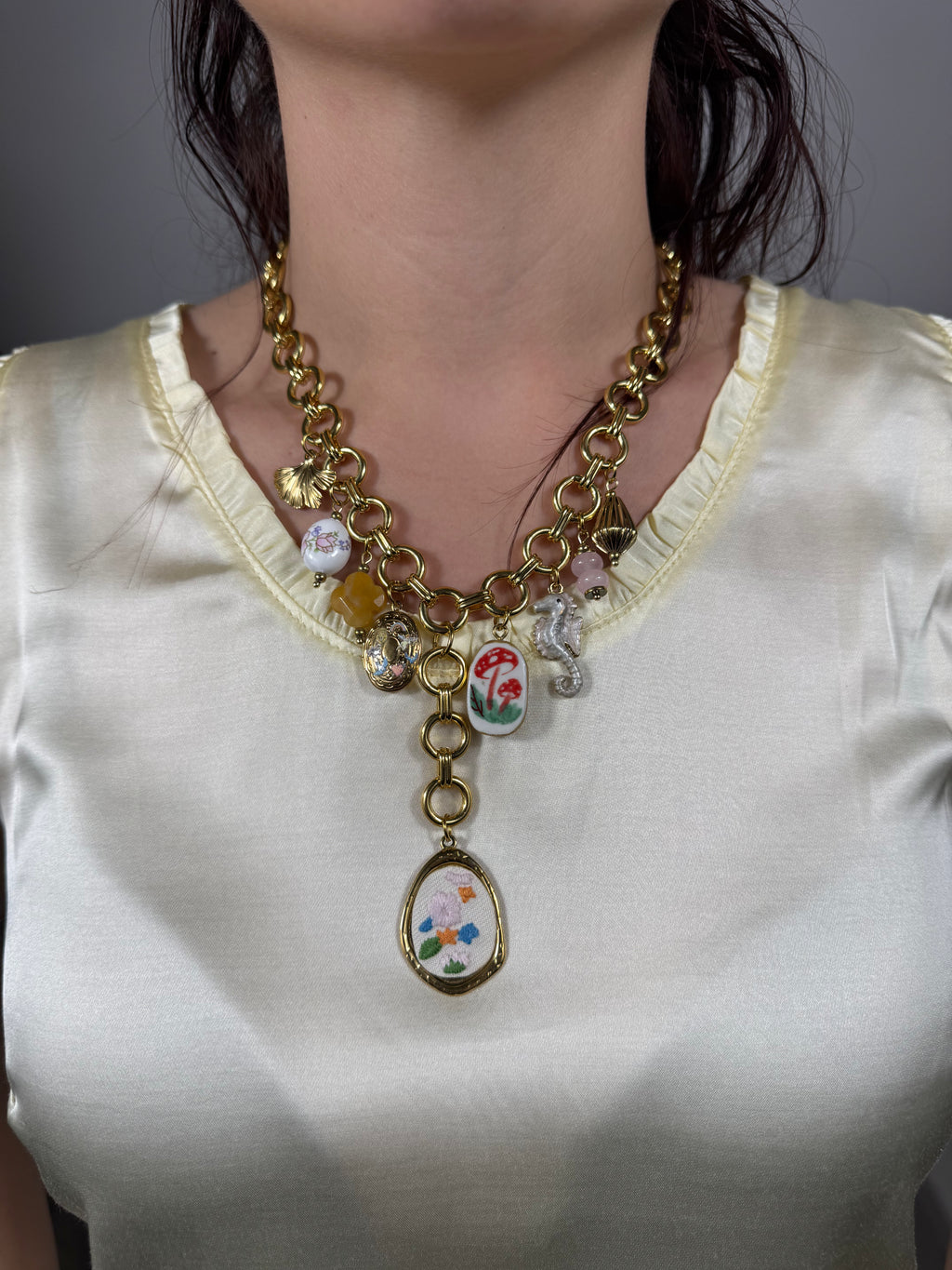 COLLANA PETALI D'ORO