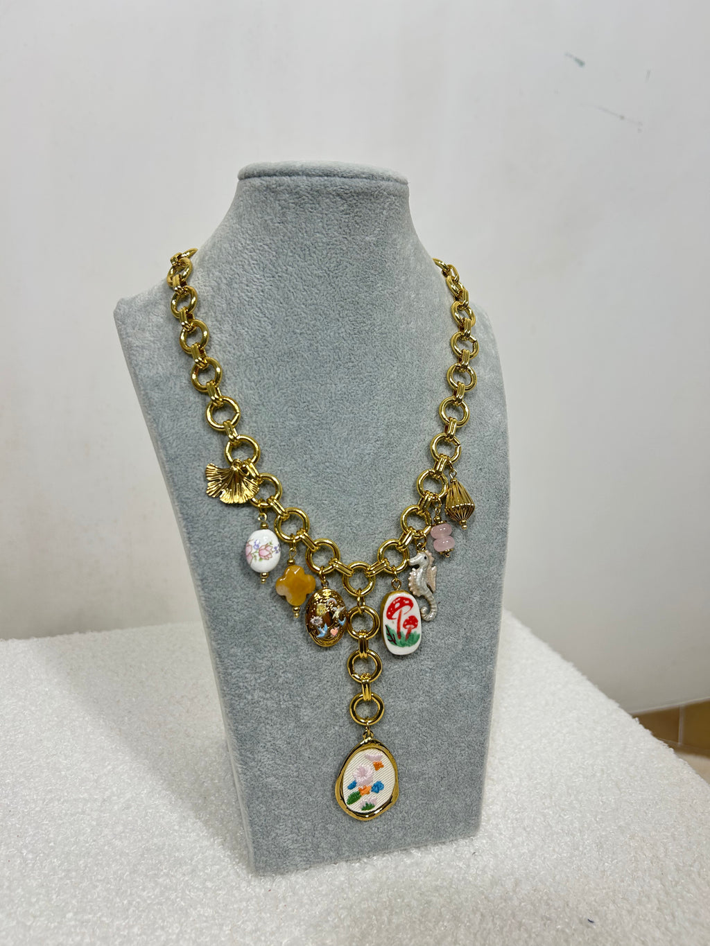 COLLANA PETALI D'ORO