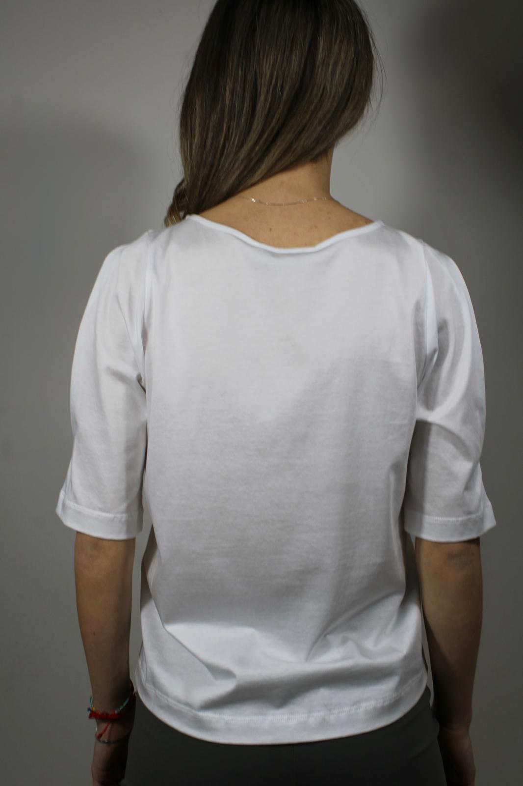 T-SHIRT CON CUT-OUT LATERALI