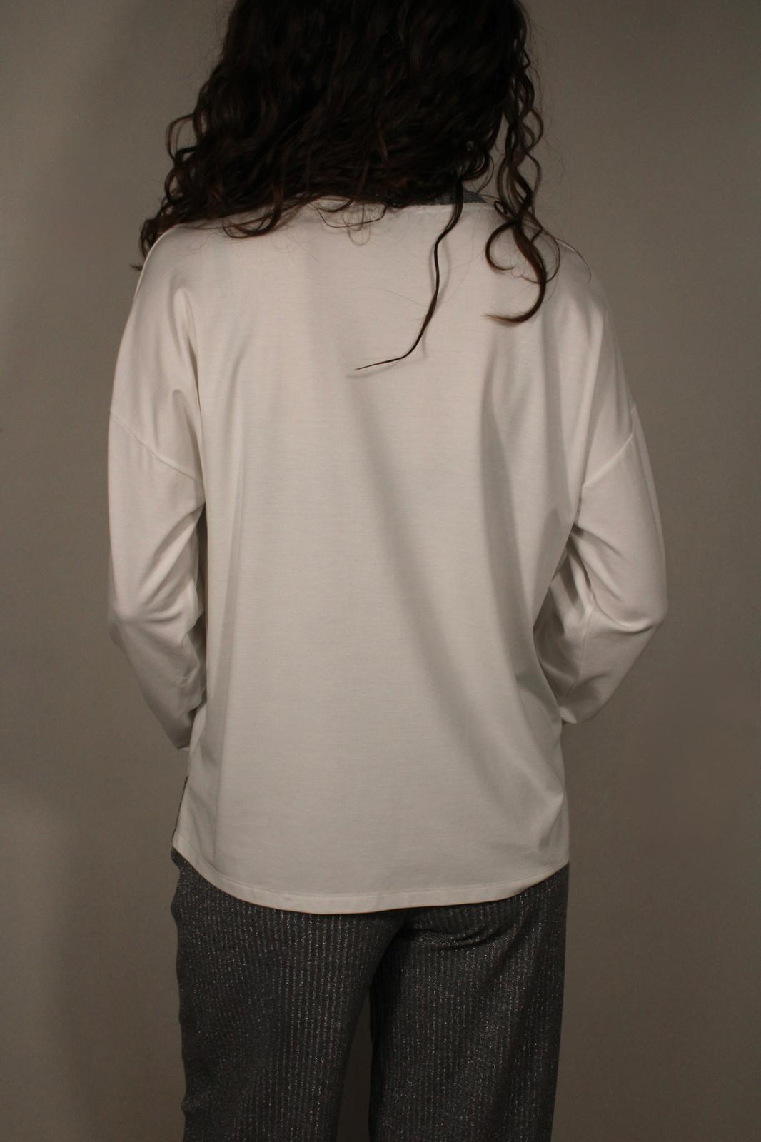 T-SHIRT MANICHE LUNGHE CON DETTAGLI ARGENTO