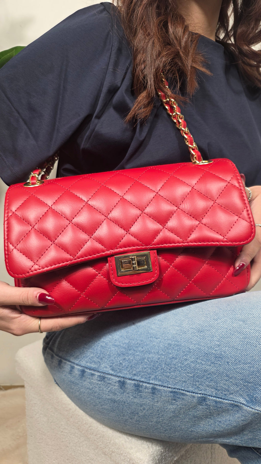 BORSA DI PELLE A TRACOLLA