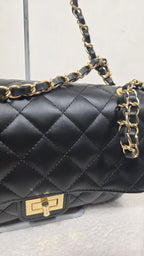 BORSA DI PELLE A TRACOLLA